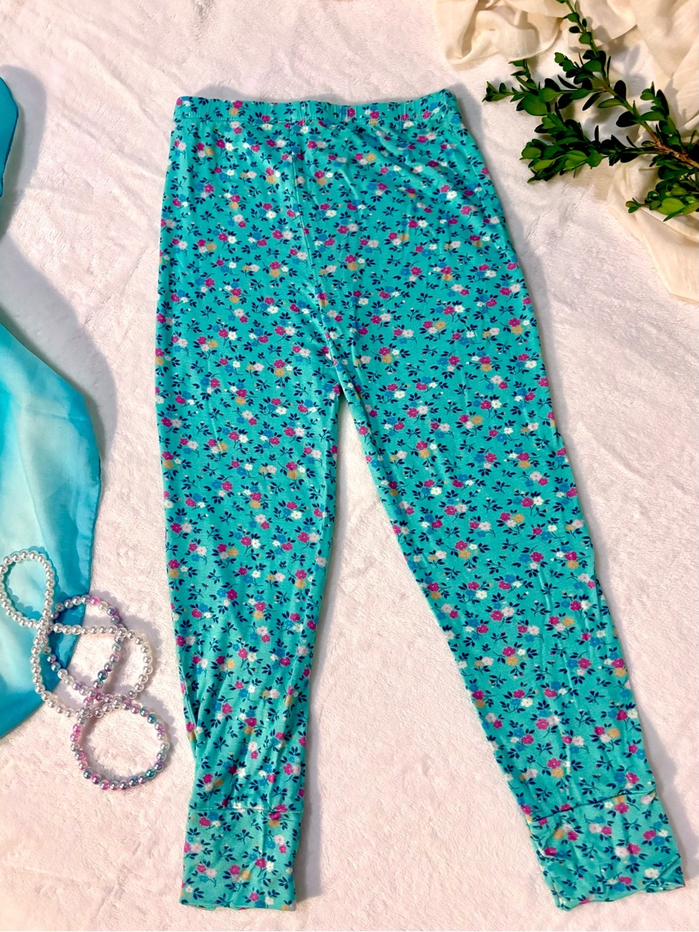 Posh Peanut Floral Bamboo Joggers | Wooden Button Ankles | Size 7Y | EUC - Picture 4 of 15